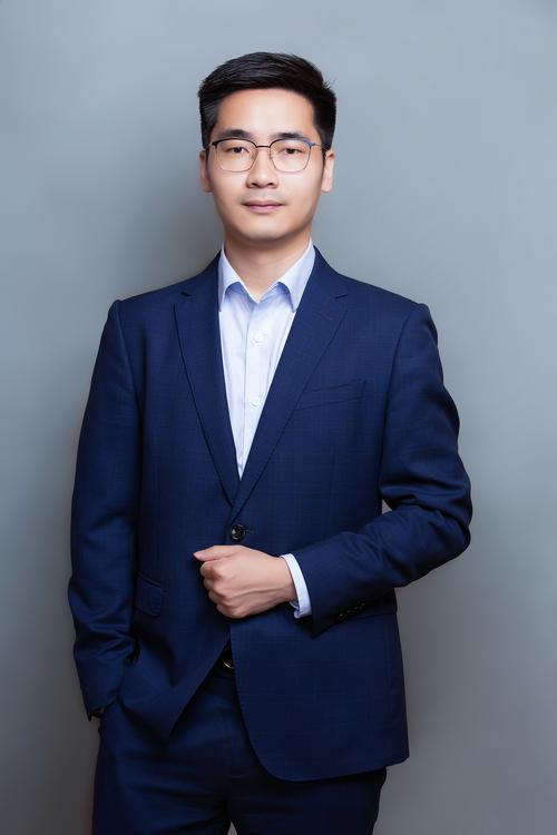聂晓琴 调色与视觉增强负责人